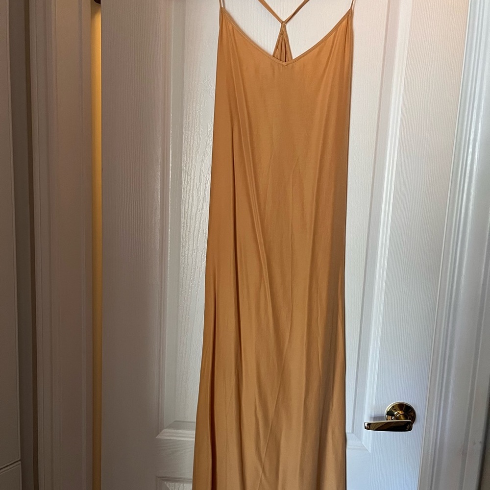 NWT Uniqlo summer flowy maxi slipdress, gold color, boho style, size XS